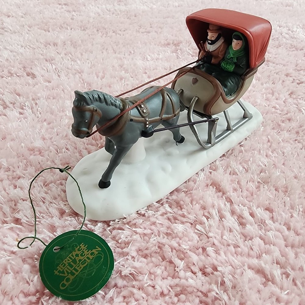 Dept 56‎ heritage village collection one horse open sleigh Christmas decor